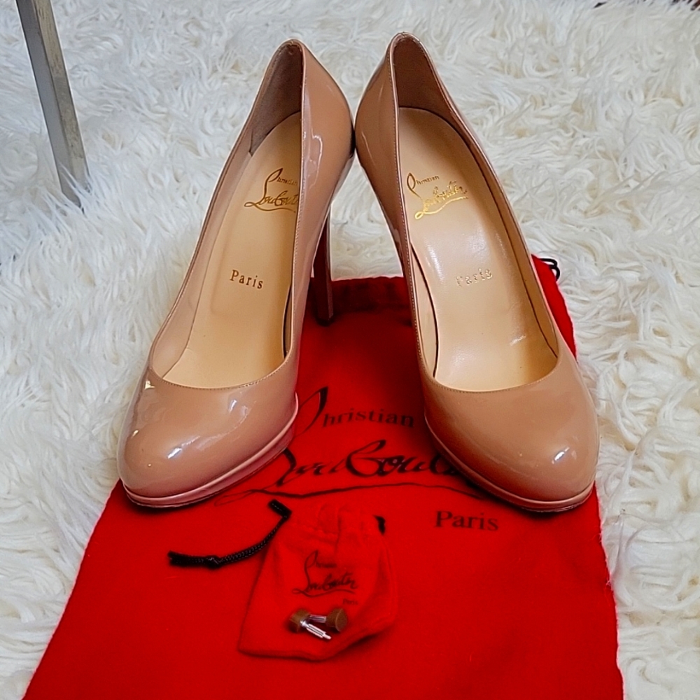 Christian Louboutin Nude Patent Leather Platform Pumps, New Simple 37.5
